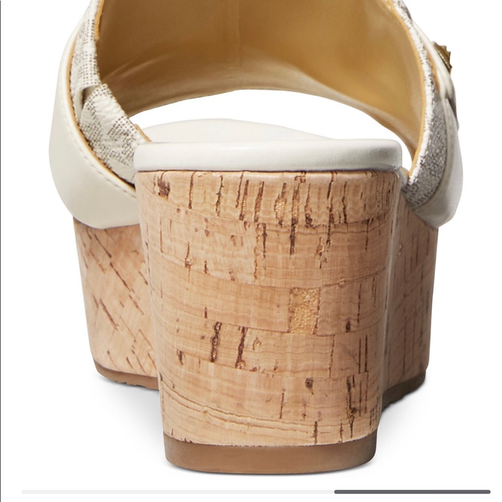 Wedge sandals - Picture 2 of 4